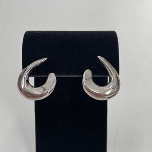 Vintage Avon silver tone swoop earrings